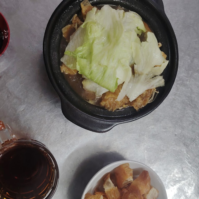 蘑菇肉骨茶