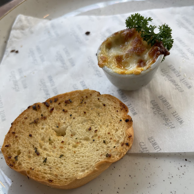 Clam Au Gratin Served with French Bread