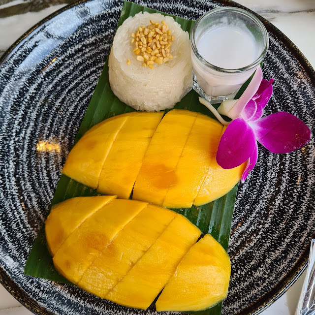 Mango - Sticky Rice