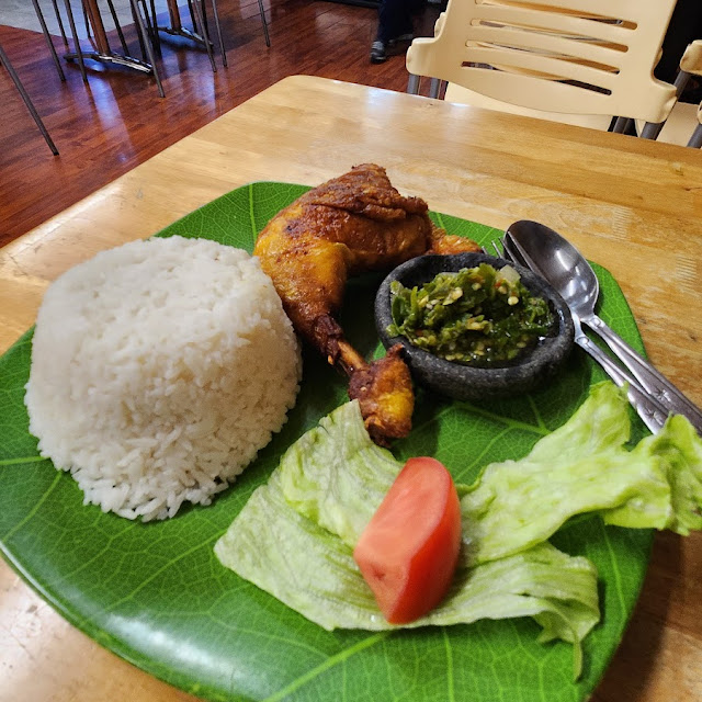 Ayam Goreng Willis