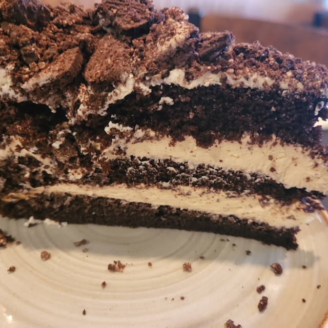 Cookies and Cream Cake