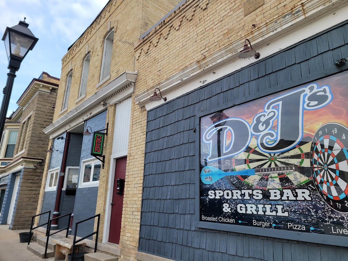 Wolfgram Sports Bar and Grill