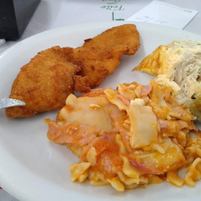 Lasanha E Peito de Frango Empanado