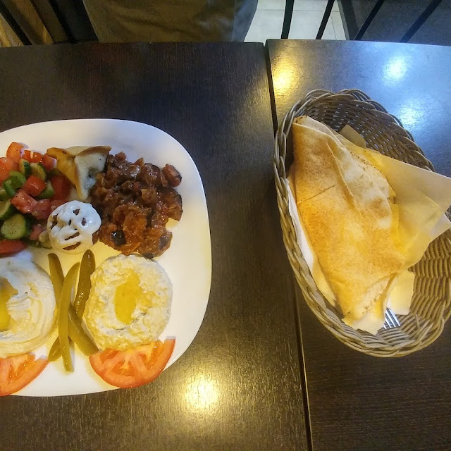 Hummus and Pita