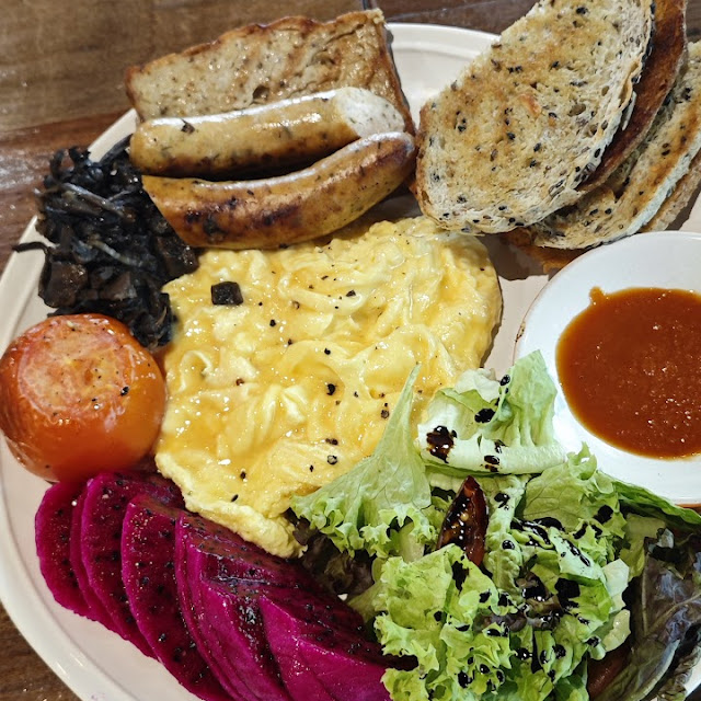 Yin’S Big Breakfast