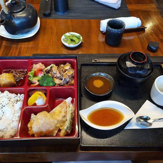 Bento Yoshi