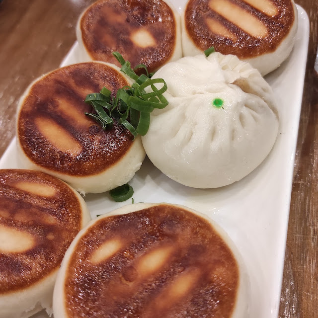 Handmade Pan-Fried Beef Bao