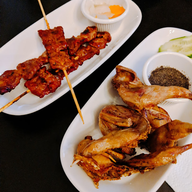 3 Chicken Sticks with Rice