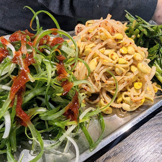 Bean Sprouts Spring Onion and Leak Salad