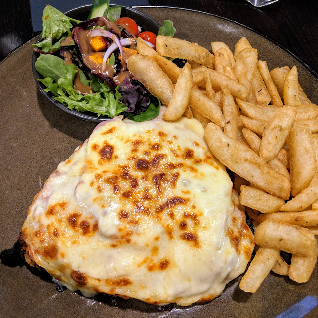 Chicken Parmigiana
