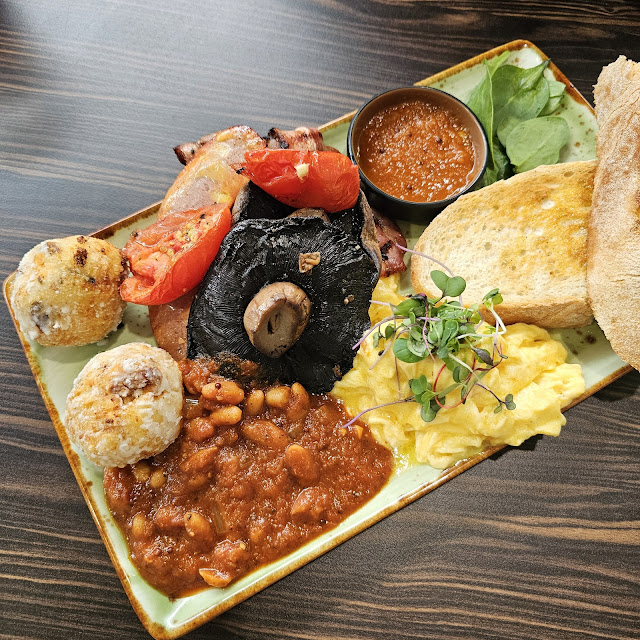 Big Breakfast