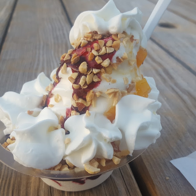 Caramel Sundaes