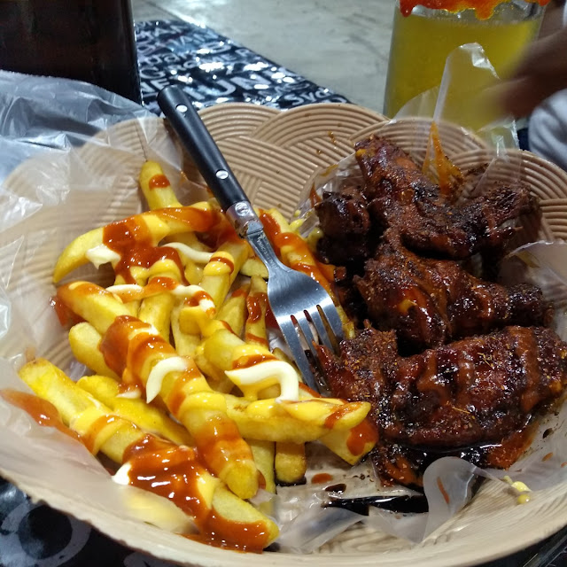 Alitas Y Papas