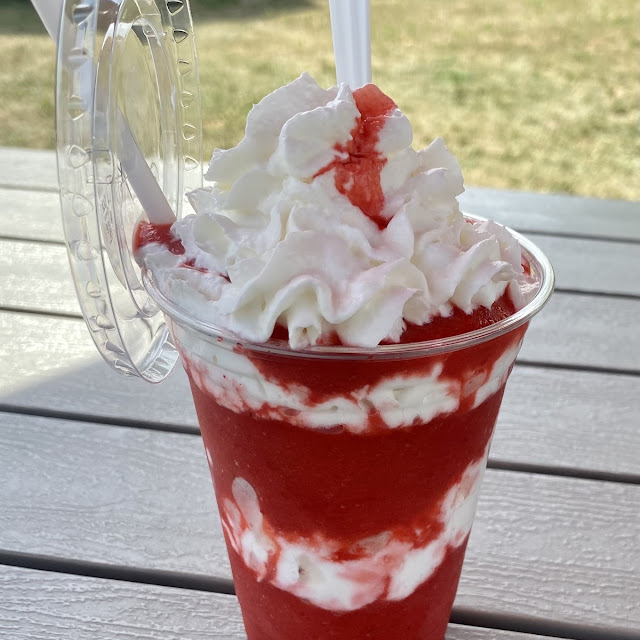 Strawberry Sundae