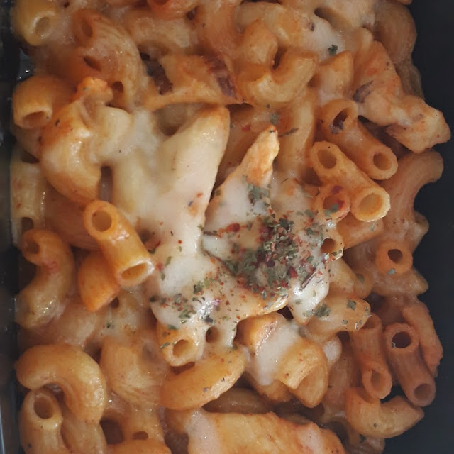 Classic Macaroni and Cheese
